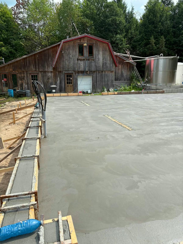 Chantier de construction coordonné par Les Constructions J.M. Perfection près de Kingsey Falls